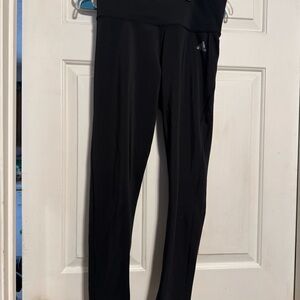 Adidas Women's Black Leggings size  m.   2/26.   22
